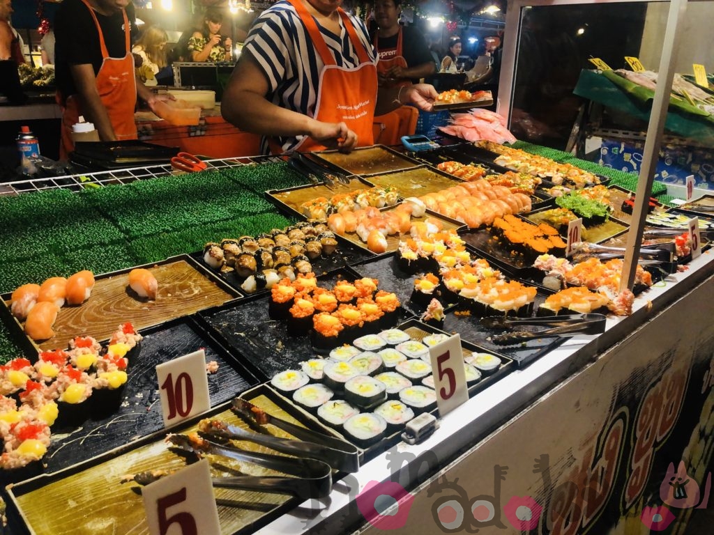 jomtien-night-market-sushi1